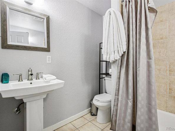 915 26th Street, Denver CO 80205