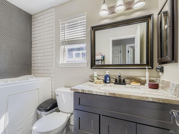 21101 E Belleview Place, Centennial CO 80015