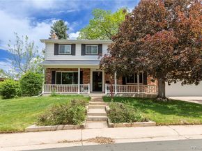 1061 E Briarwood Circle N, Centennial CO 80122