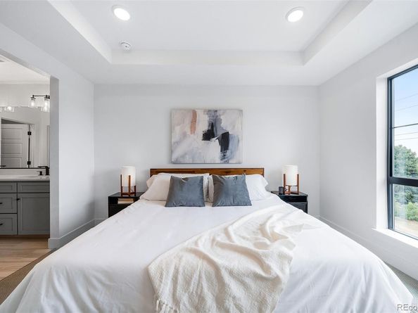 2076 S Holly Street 3, Denver CO 80222
