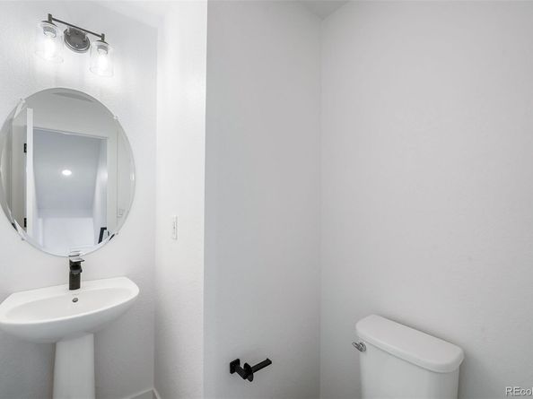 2076 S Holly Street 3, Denver CO 80222