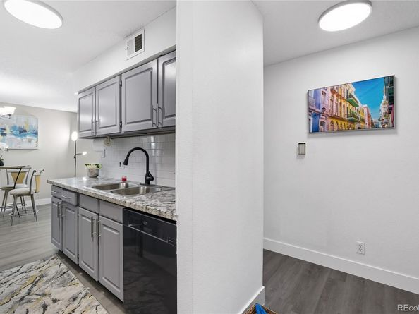 7455 E Quincy Avenue 204, Denver CO 80237