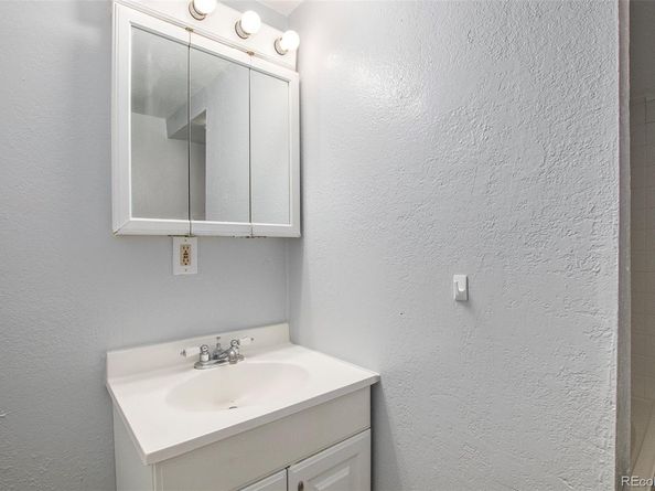 15552 E Temple Place, Aurora CO 80015