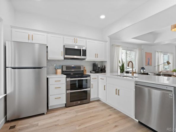 9602 W Chatfield Avenue E, Littleton CO 80128