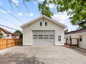 8027 S Dover Street, Littleton CO 80128