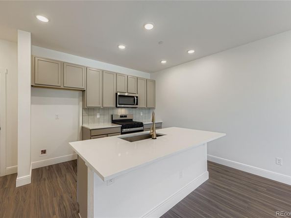 2475 W 69th Place, Denver CO 80221