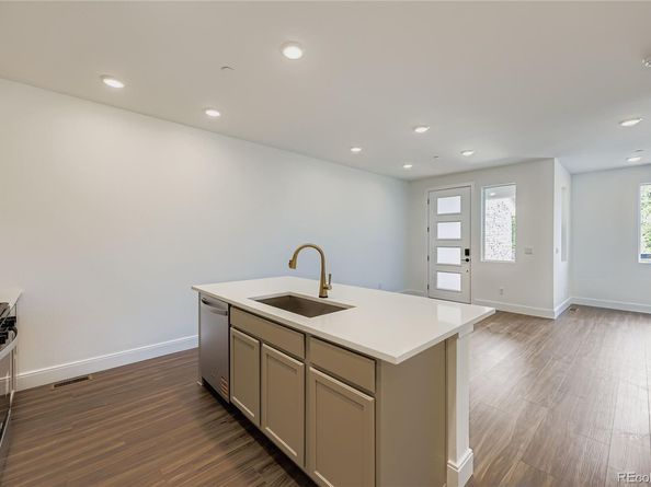 2475 W 69th Place, Denver CO 80221