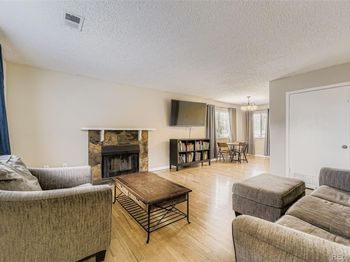 2447 Rainbow Drive