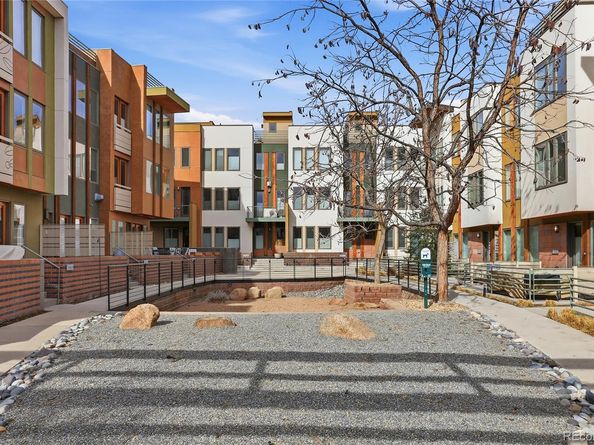 1945 W 34th Avenue, Denver CO 80211