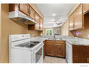 2220 S Jasper Way B, Aurora CO 80013