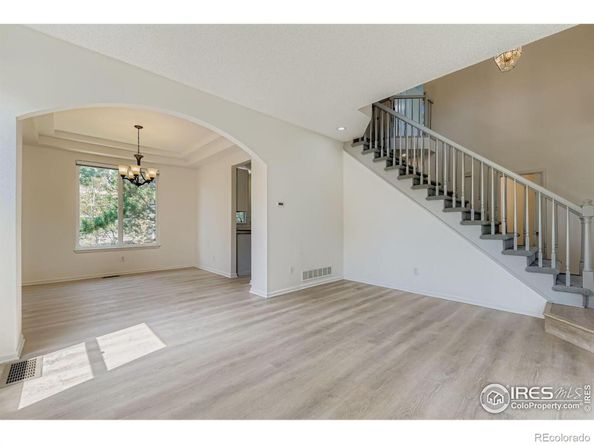 132 Skyview Court, Louisville CO 80027