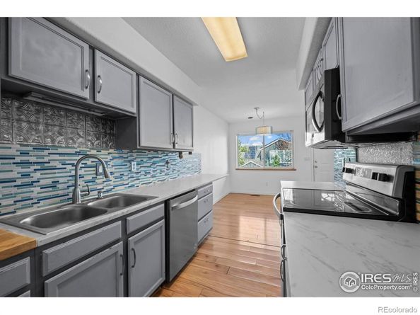 546 Ridgeview Drive, Louisville CO 80027