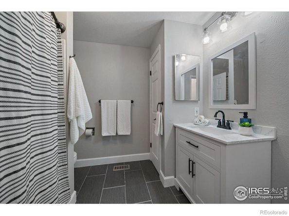 6705 S Field Street 801, Littleton CO 80128