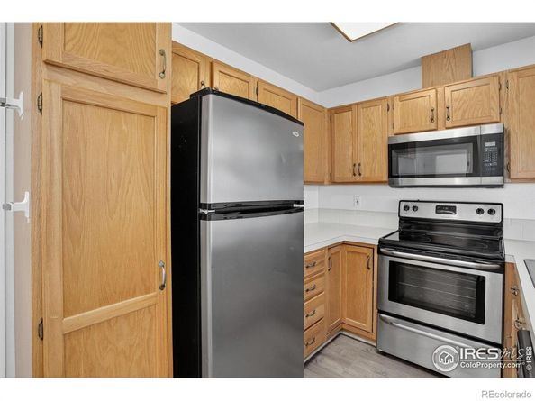 2148 Meadow Court, Longmont CO 80501