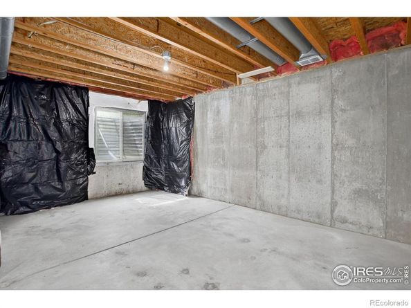 2148 Meadow Court, Longmont CO 80501