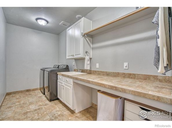 8712 Portico Lane, Longmont CO 80503