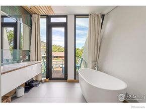 944 Arapahoe Avenue B, Boulder CO 80302