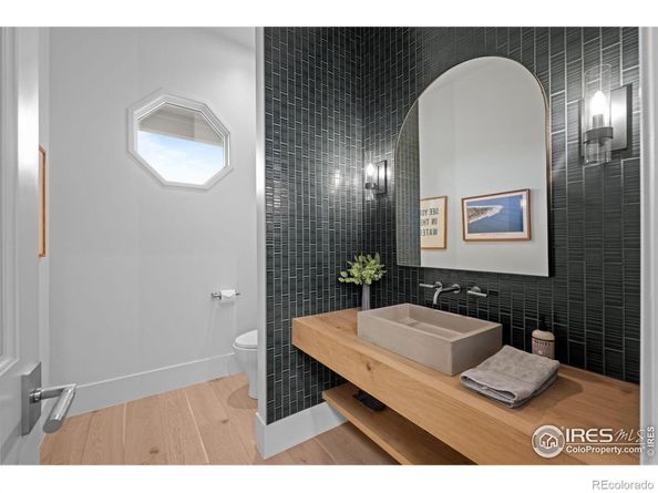 7204 Spring Creek Circle, Niwot CO 80503