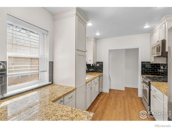 3334 W 37th Avenue, Denver CO 80211