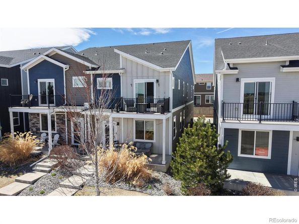 1083 Mountain Drive B, Longmont CO 80503
