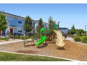 690 Stonebridge Drive, Longmont CO 80503