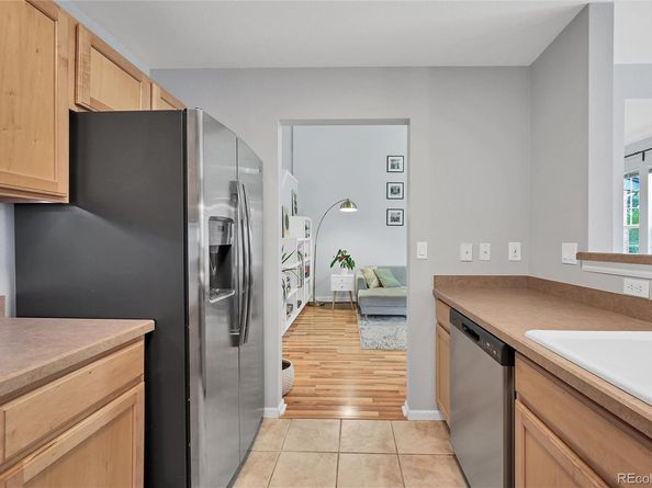 893 S Evanston Circle, Aurora CO 80012