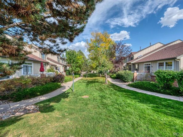 893 S Evanston Circle, Aurora CO 80012