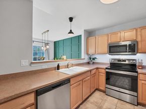 893 S Evanston Circle, Aurora CO 80012