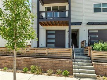 2108 Alcott Way