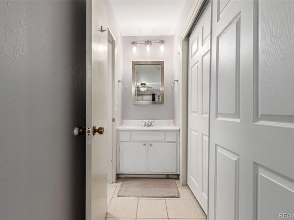 10250 W Saratoga Place, Littleton CO 80127