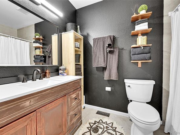 8371 S Upham Way 208, Littleton CO 80128