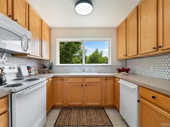 3350 Boulder Circle