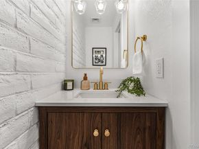 1060 S Parker Road 35, Denver CO 80231