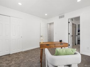 1060 S Parker Road 35, Denver CO 80231