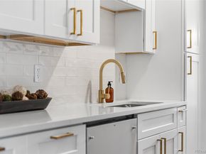 1060 S Parker Road 35, Denver CO 80231