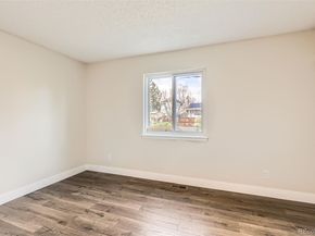 909 S Dawson Way 2, Aurora CO 80012