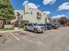 909 S Dawson Way 2, Aurora CO 80012