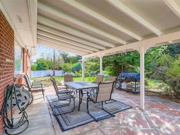 574 Iola Street, Aurora CO 80010