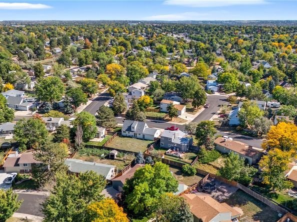 14490 E Radcliff Drive, Aurora CO 80015