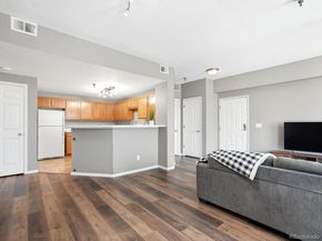 2575 S Syracuse Way H202, Denver CO 80231
