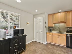 7197 S Dahlia Court, Centennial CO 80122