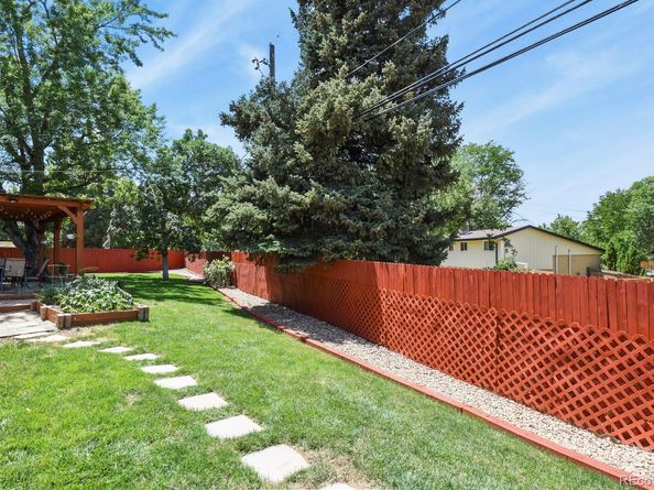 7197 S Dahlia Court, Centennial CO 80122