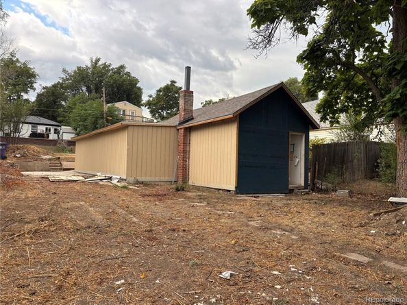 Undisclosed Address #9230404, Denver CO 80223