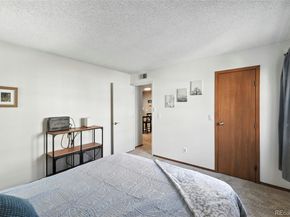 922 S Walden Street 201, Aurora CO 80017