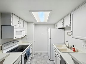 922 S Walden Street 201, Aurora CO 80017