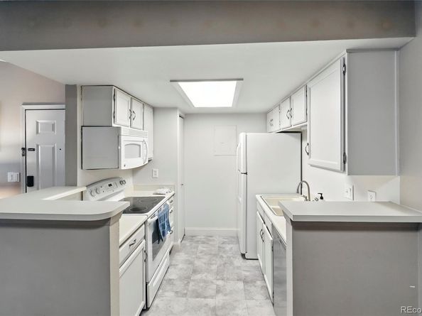 922 S Walden Street 201, Aurora CO 80017