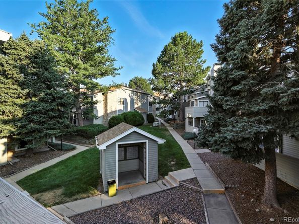 922 S Walden Street 201, Aurora CO 80017