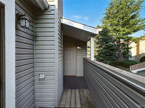 922 S Walden Street 201, Aurora CO 80017