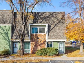 932 S Peoria Street, Aurora CO 80012