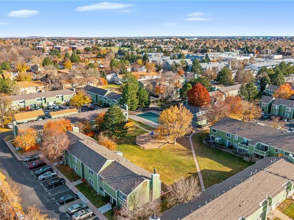 932 S Peoria Street, Aurora CO 80012